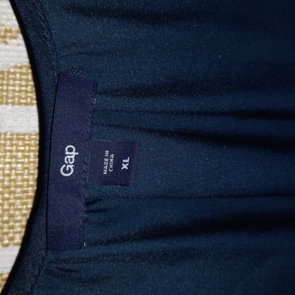 Gap XL dark blue green blouse NWOT - Picture 2 of 7